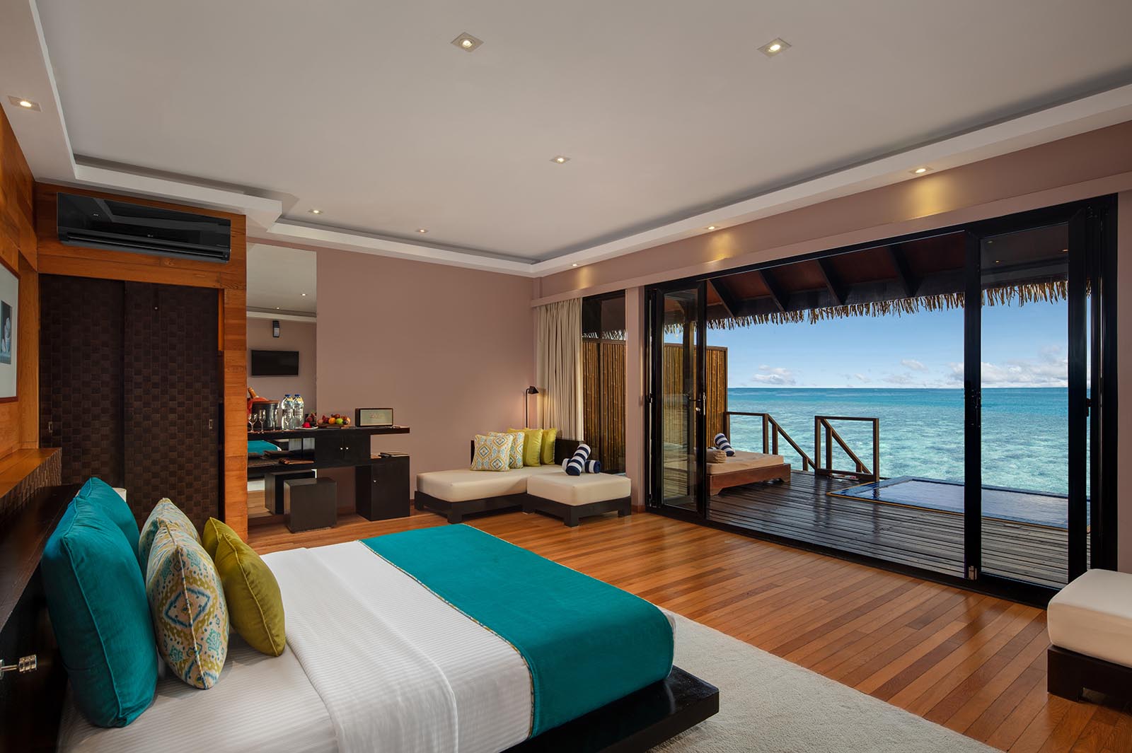 Overwater Villa Jacuzzi at Adaaran Prestige Vadoo - photo 1