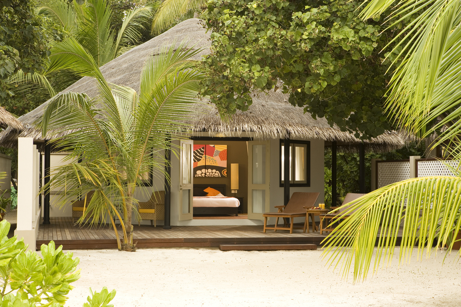 Beachfront Villa at Angsana Velavaru - photo 1