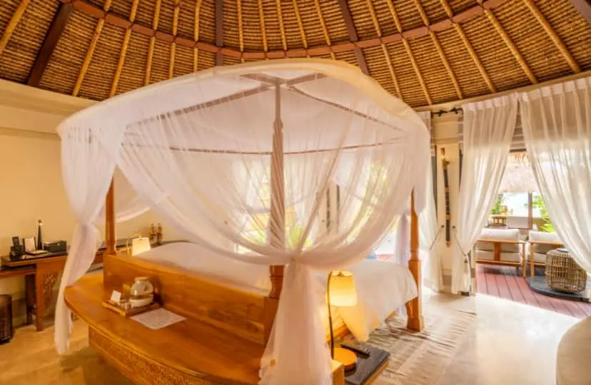 Overwater Villa at Banyan Tree Vabbinfaru