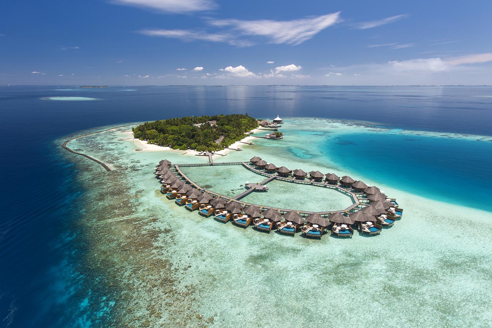 Baros Maldives gallery image 1