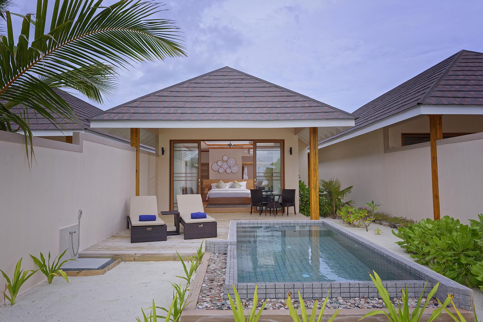 Beach Pool Villa at Brennia Kottefaru - photo 1