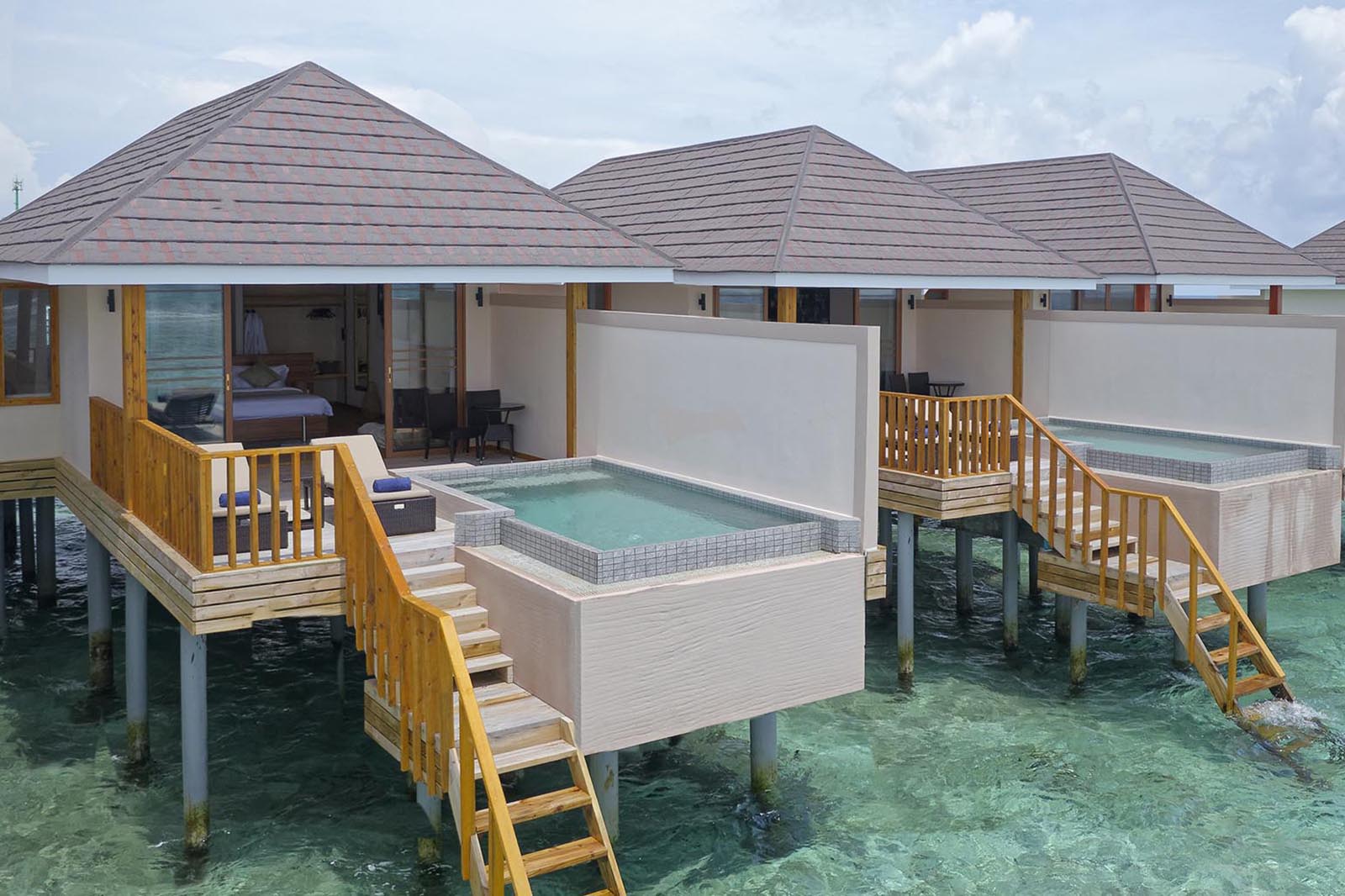 Ocean Pool Villa at Brennia Kottefaru - photo 1