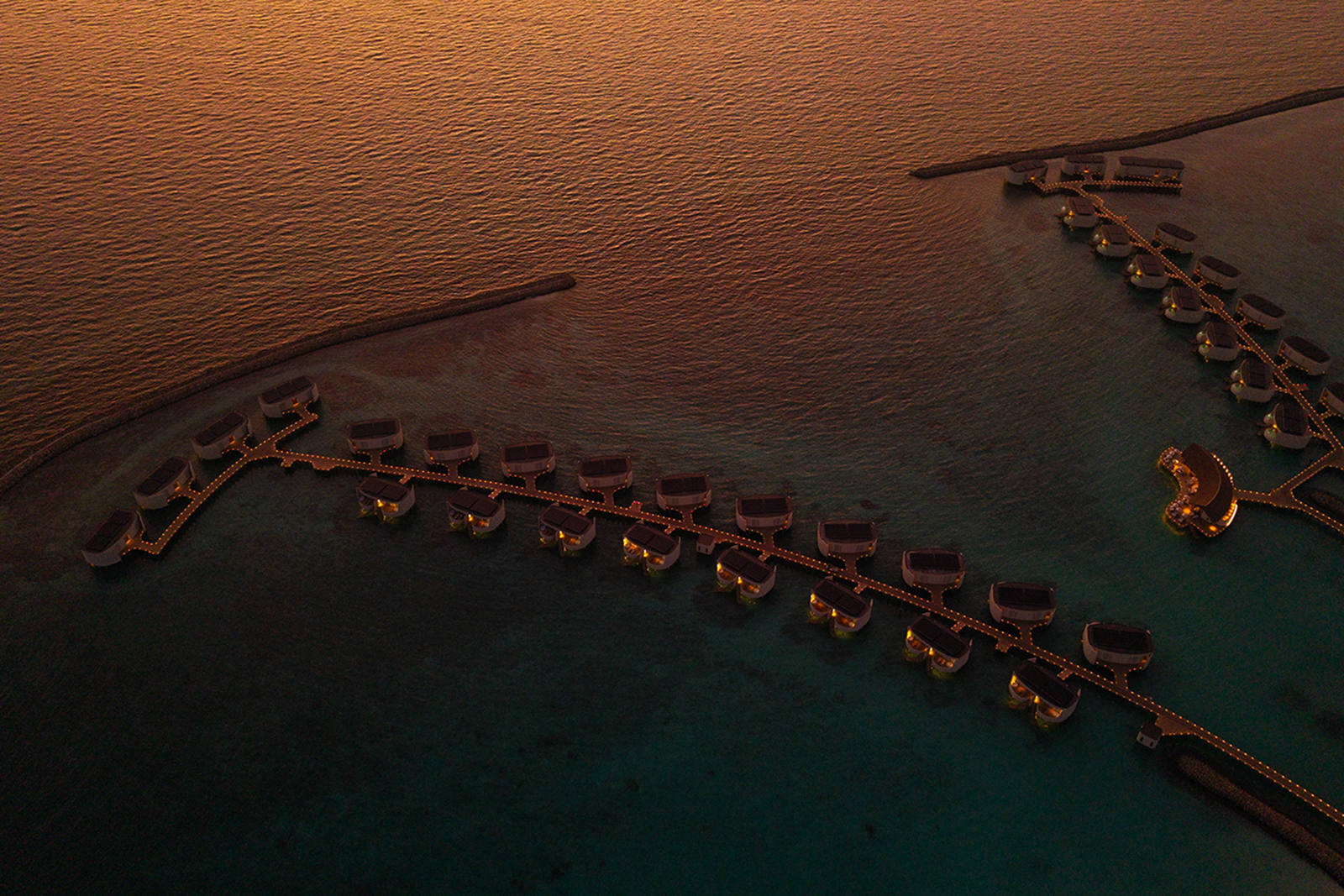 Centara Grand Lagoon Maldives gallery image 1