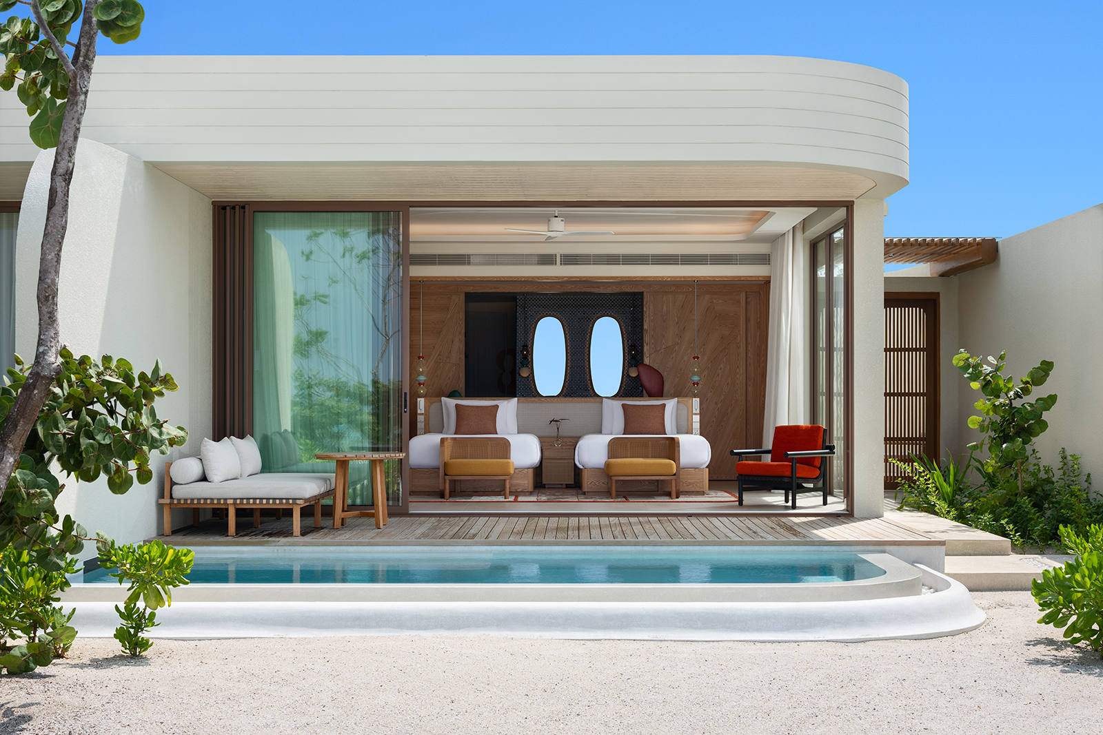 One-Bedroom Sunset Beach Pool Villa at Centara Grand Lagoon Maldives - photo 1