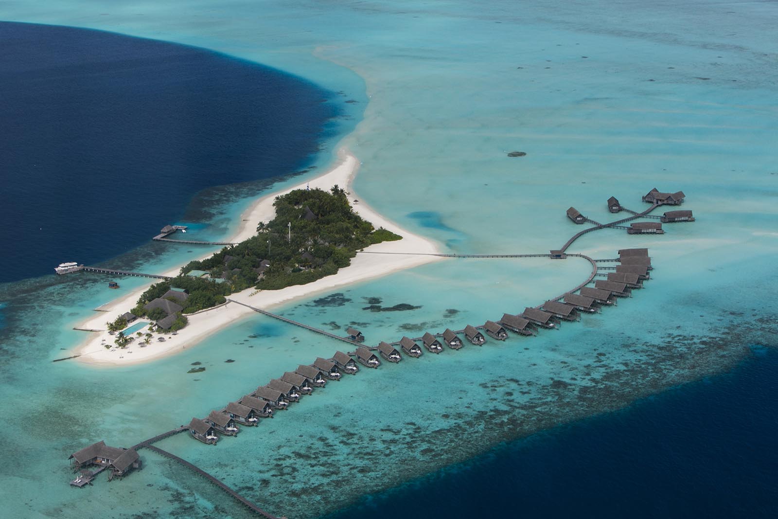COMO Cocoa Island gallery image 1