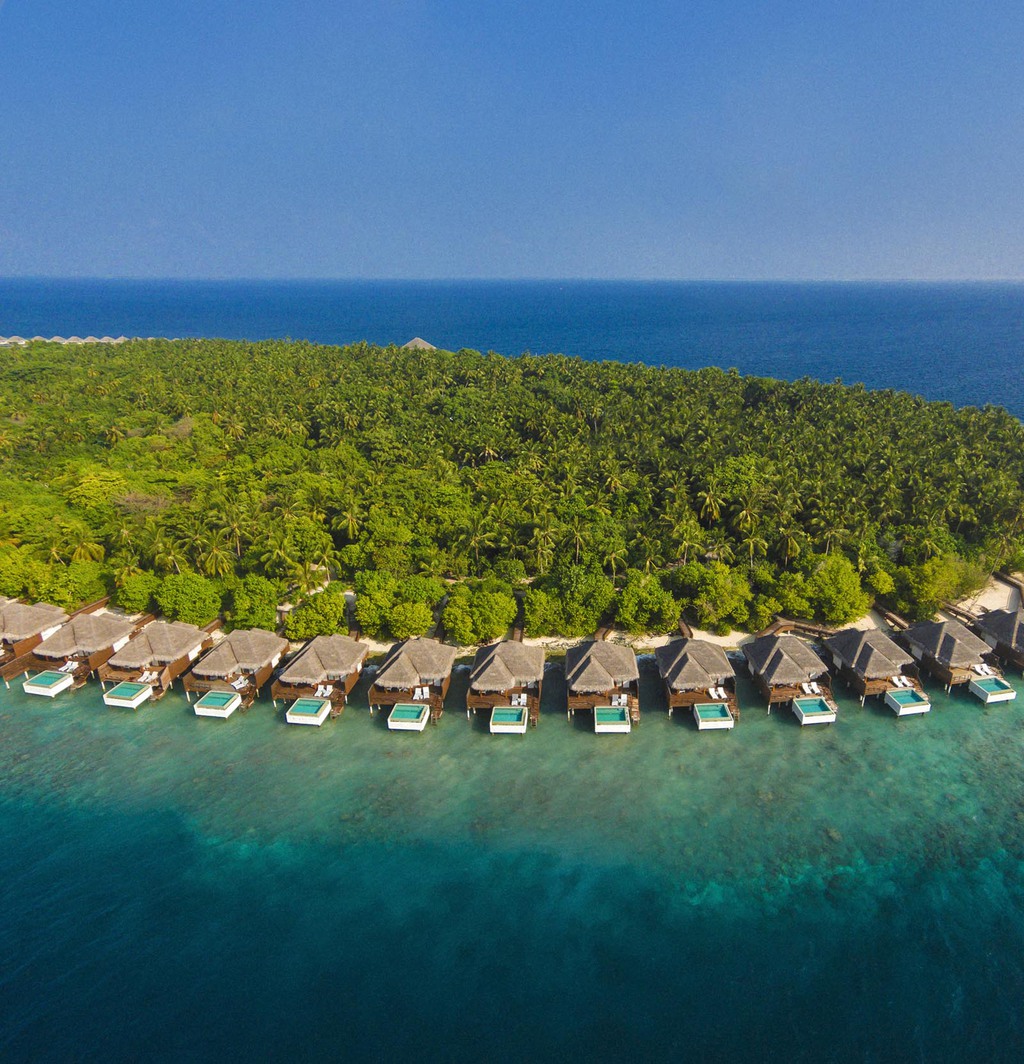 Dusit Thani Maldives gallery image 1