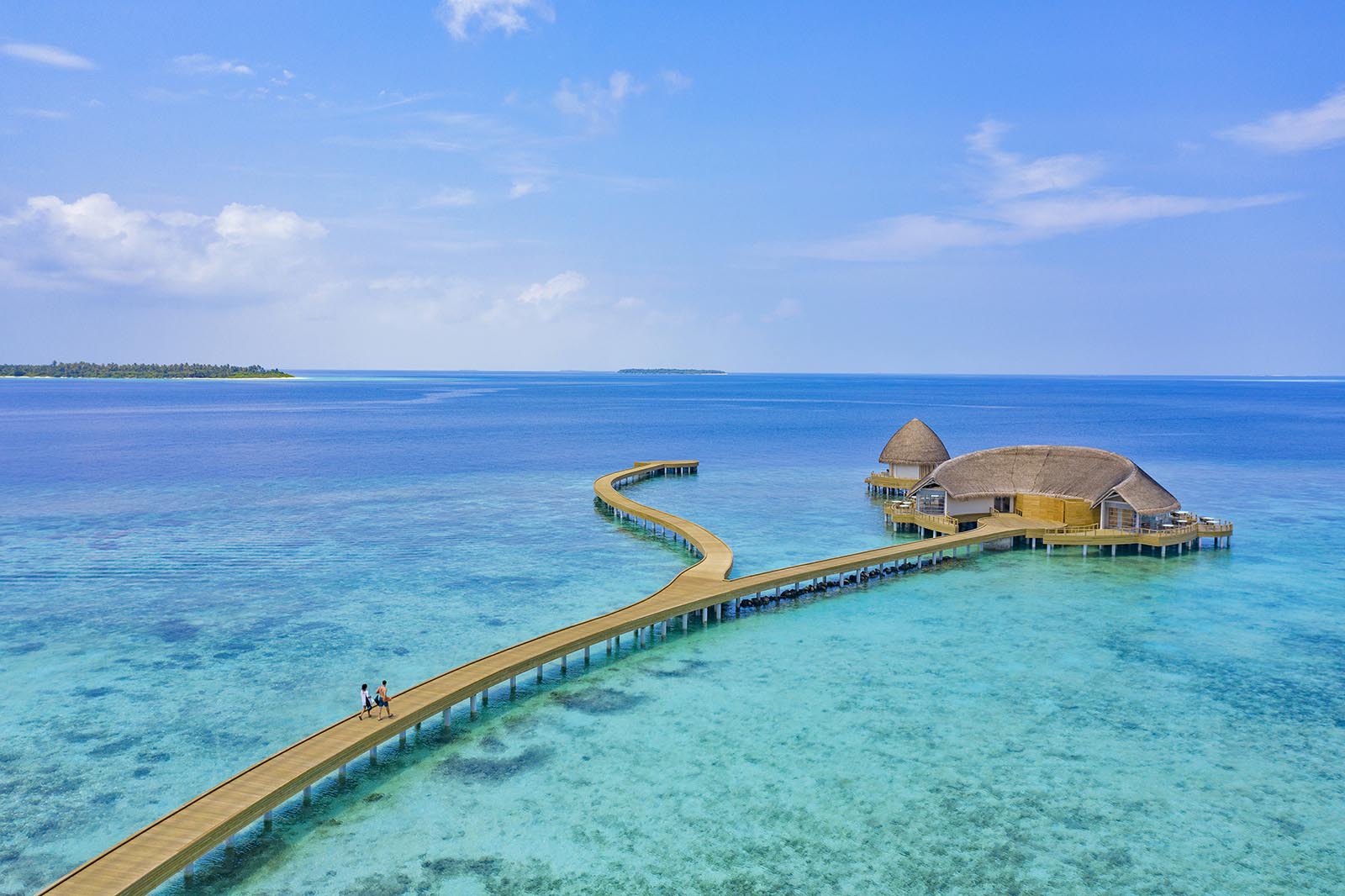 Emerald Faarufushi Resort & Spa gallery image 1