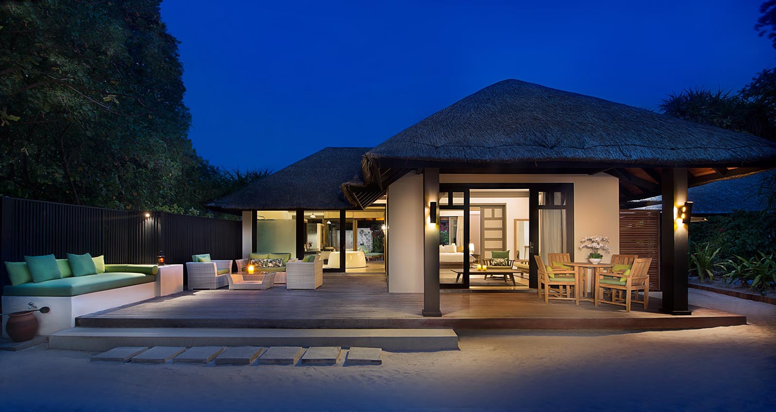 Deluxe Beach Villa with Family Private Pool at JA Manafaru Resort - photo 1