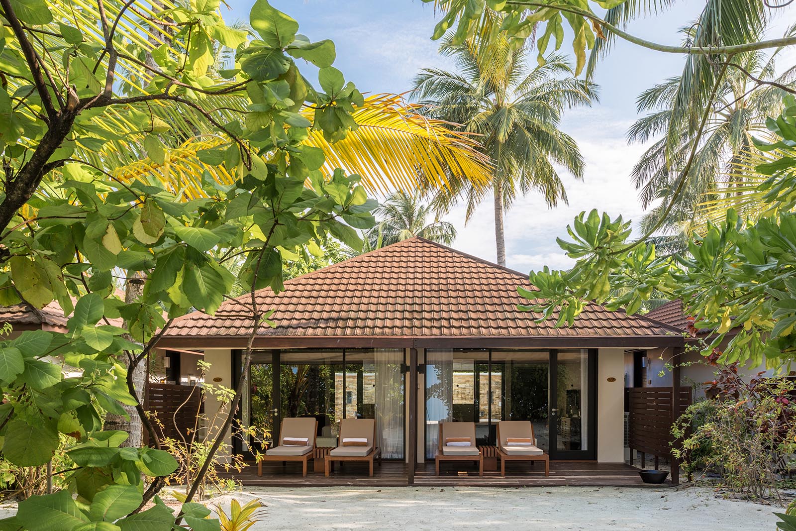 Family Beach Villa at Lily Beach Resort & Spa - photo 1