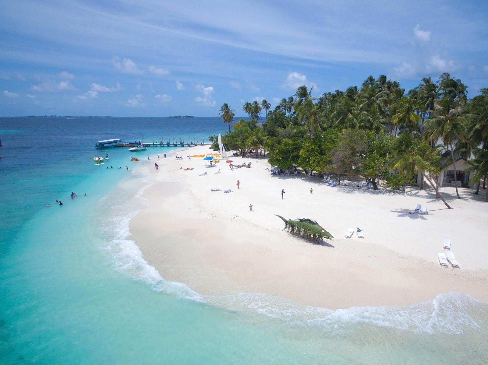 Malahini Kuda Bandos Resort gallery image 1
