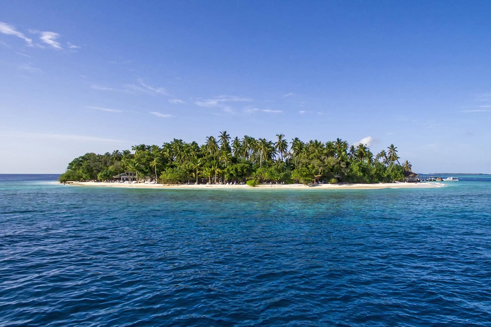 Malahini Kuda Bandos Resort