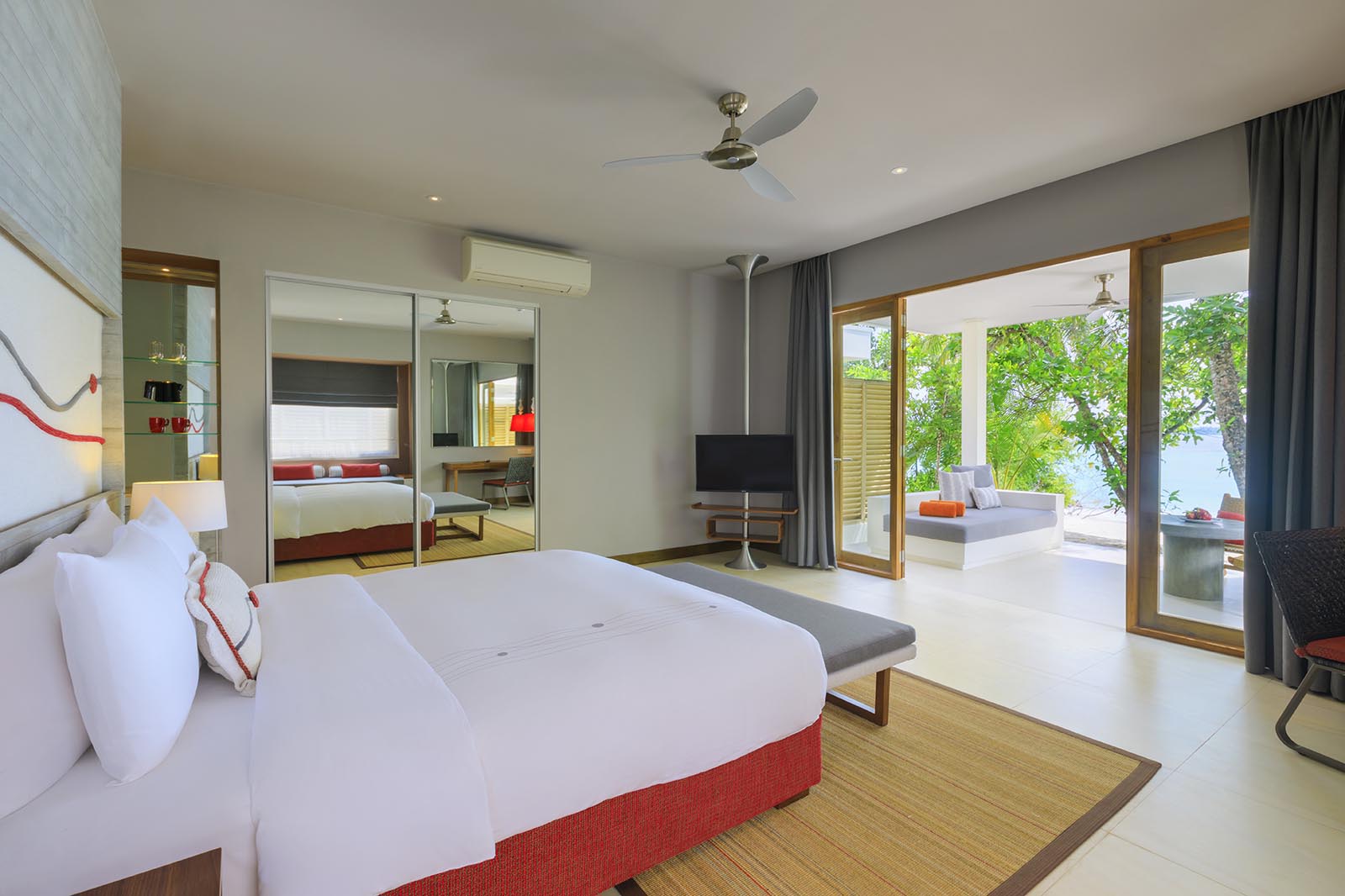 Beach Villas at Niva Dhigali Maldives - photo 1