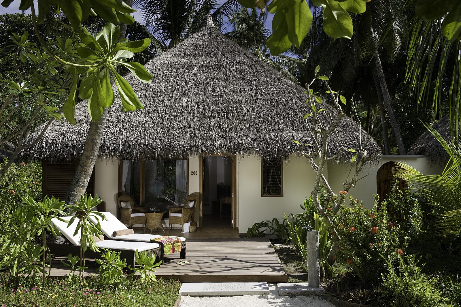 Deluxe Beach Villa at Niva Kuramathi Maldives - photo 1