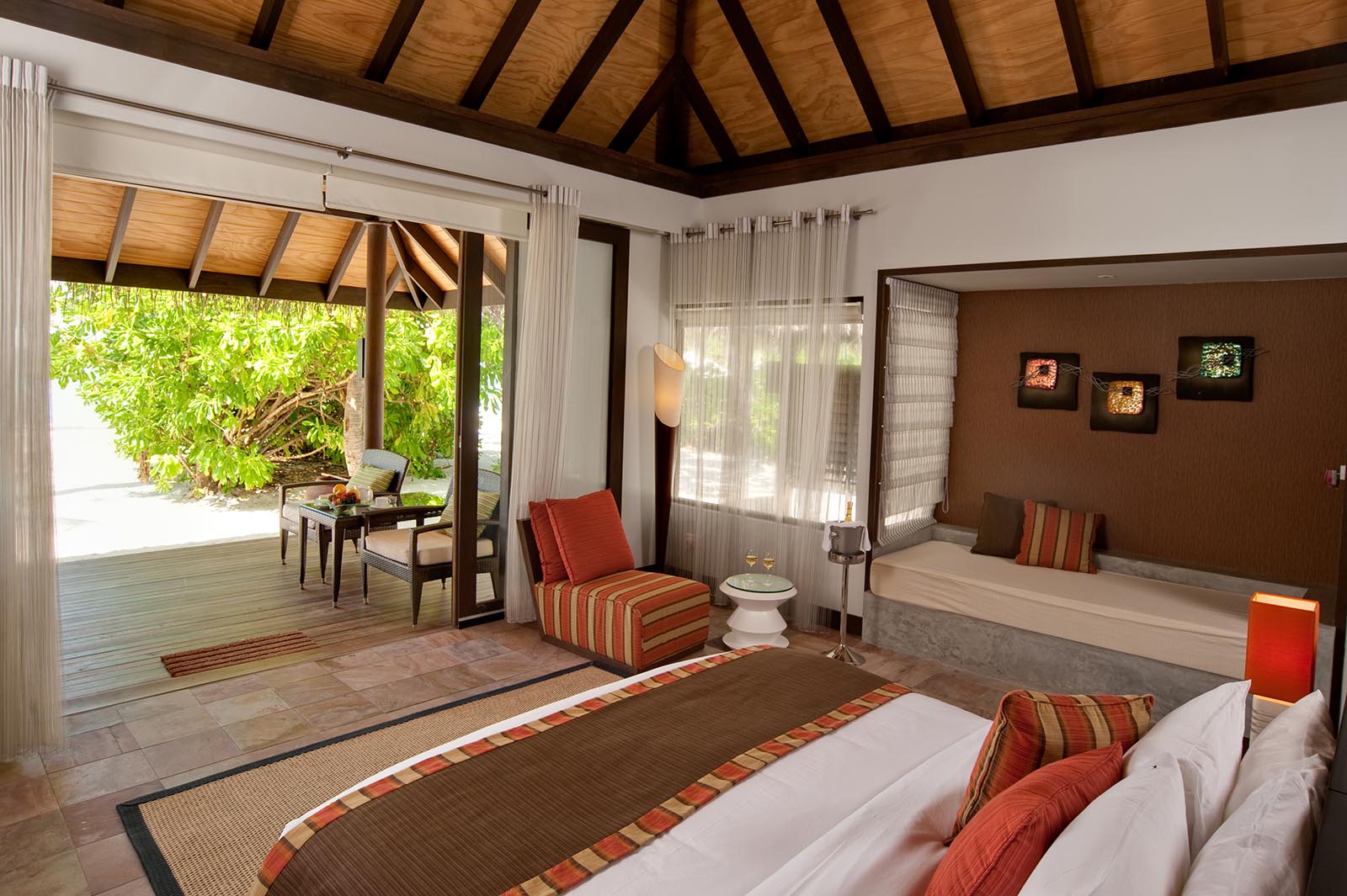 Beach Villas at Niva Velassaru Maldives - photo 1