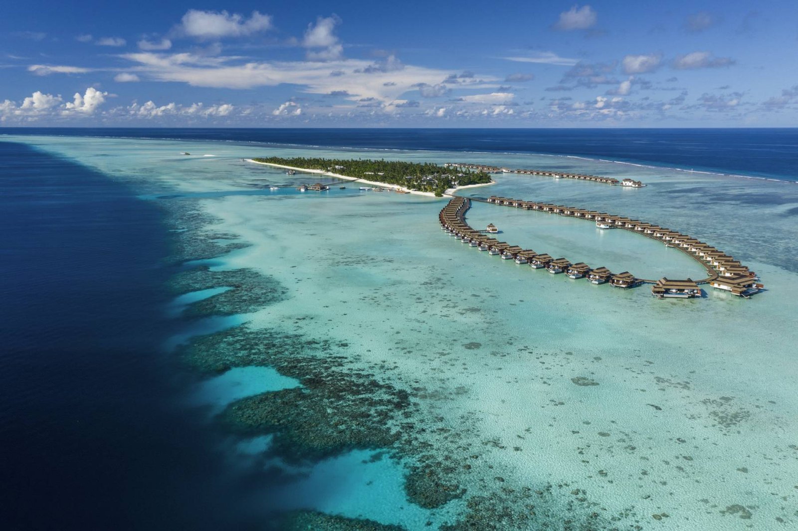 Pullman Maldives Maamutaa gallery image 1