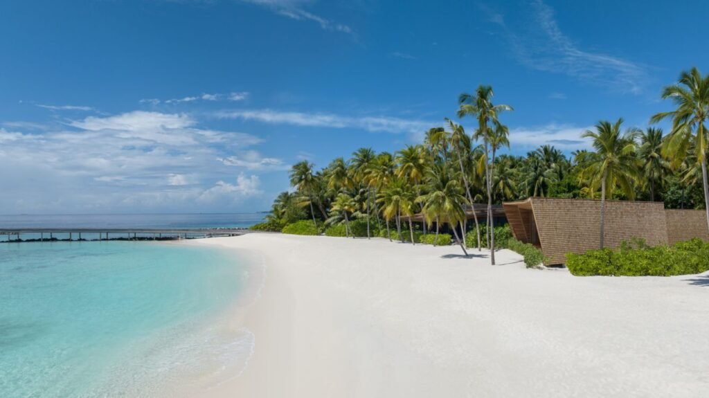 Beach Villa at The St. Regis Maldives Vommuli Resort