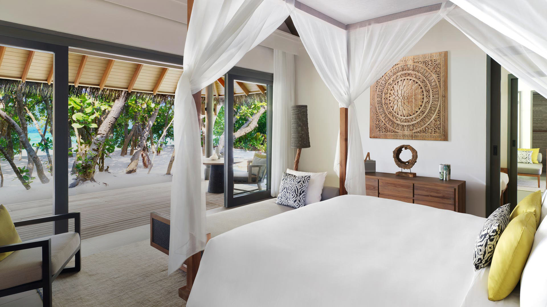 Beach Pool Villa at Vakkaru Maldives - photo 1